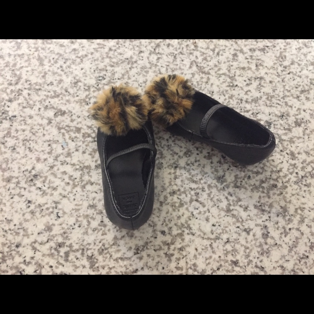 Girl’s Janie & Jack Shoes Sz5